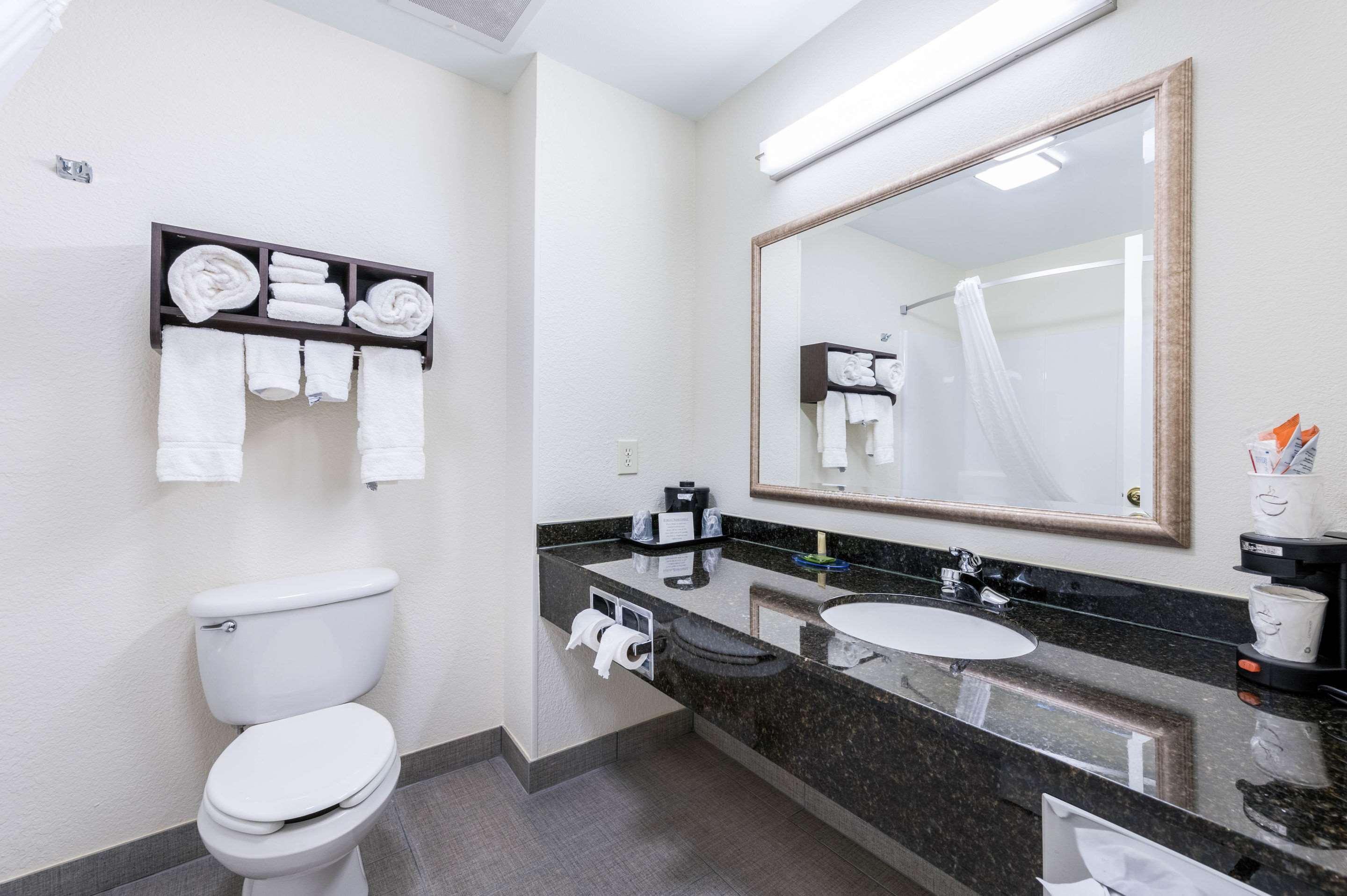 Clarion Pointe Madison-Huntsville Екстер'єр фото