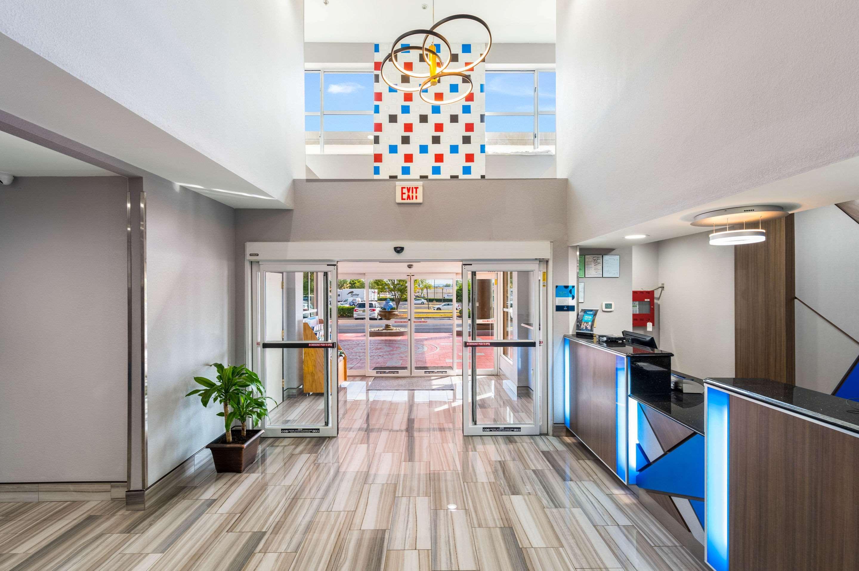 Clarion Pointe Madison-Huntsville Екстер'єр фото