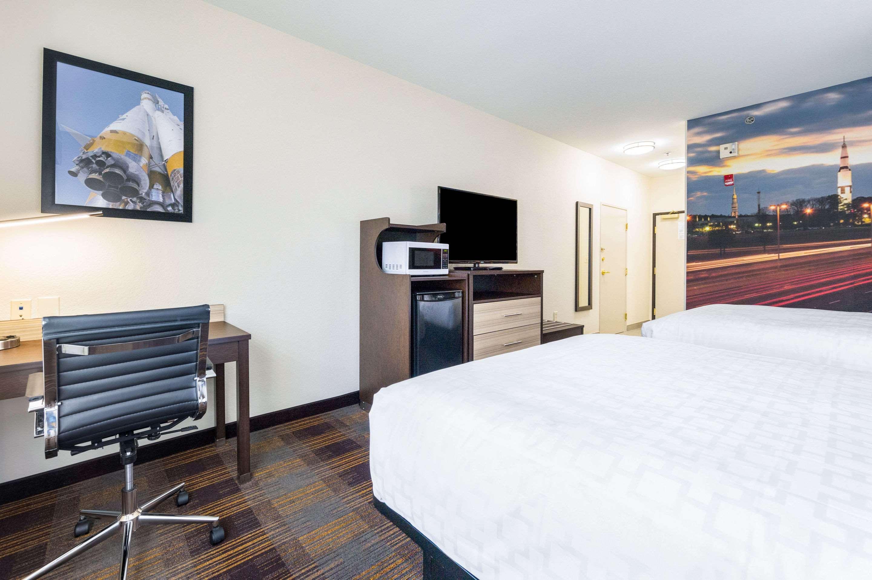 Clarion Pointe Madison-Huntsville Екстер'єр фото