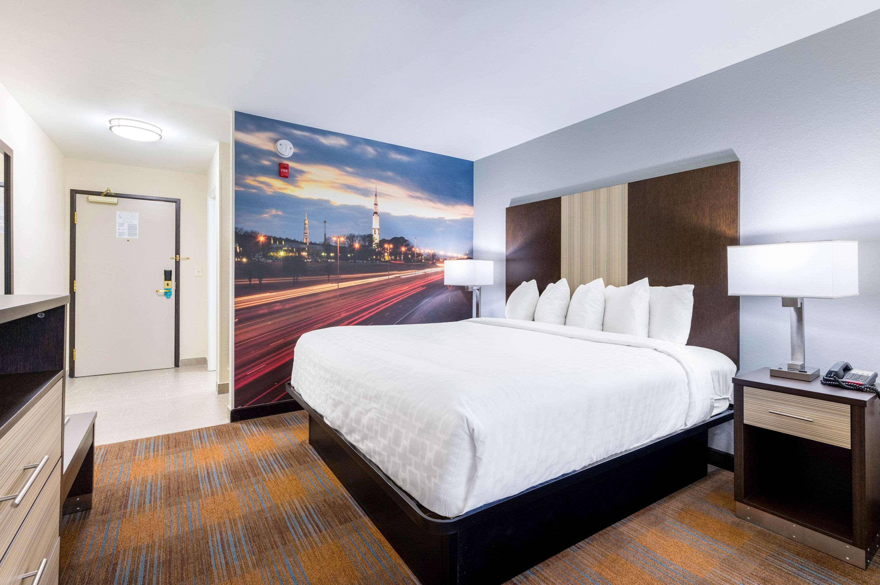 Clarion Pointe Madison-Huntsville Екстер'єр фото
