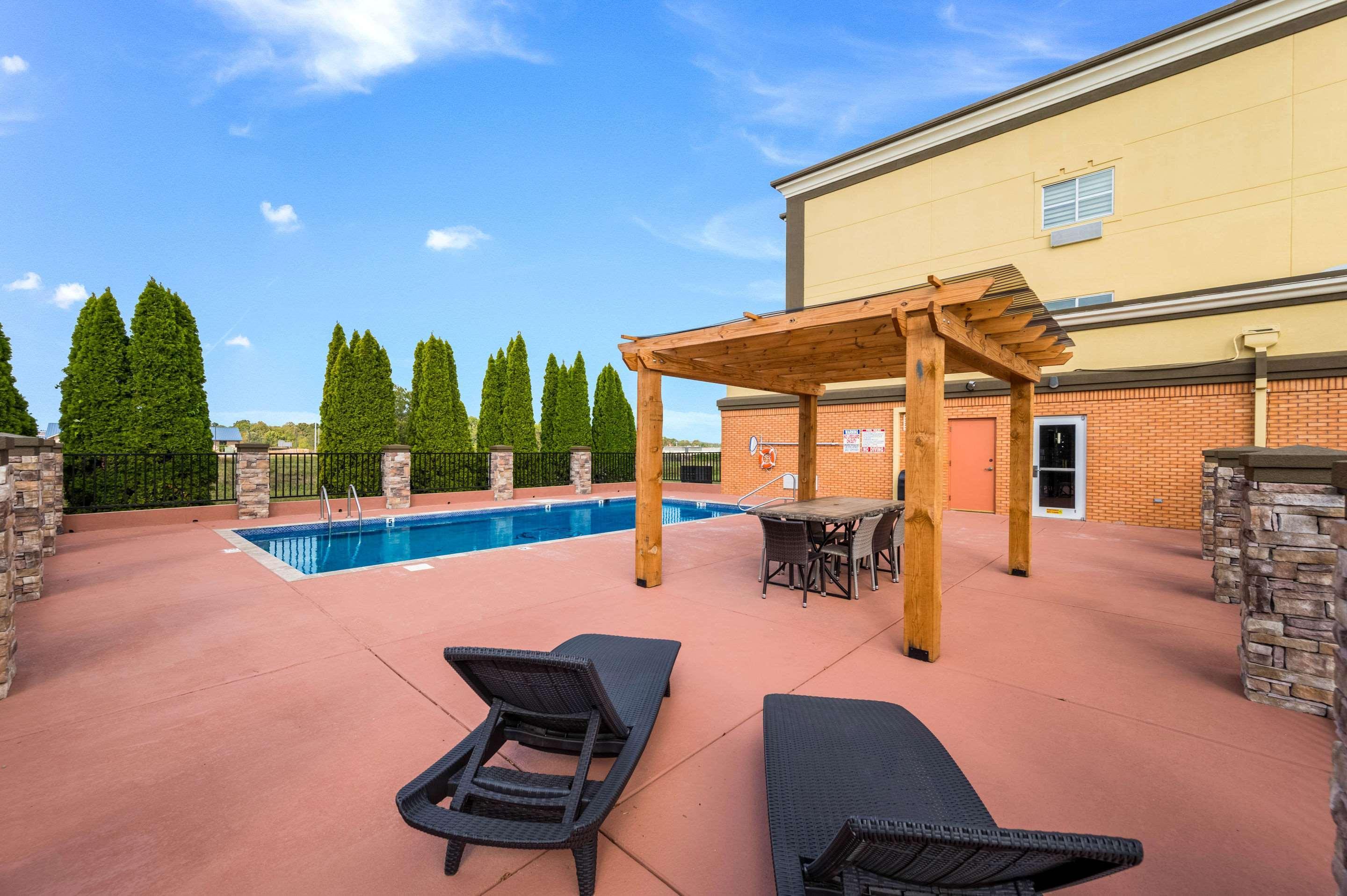 Clarion Pointe Madison-Huntsville Екстер'єр фото
