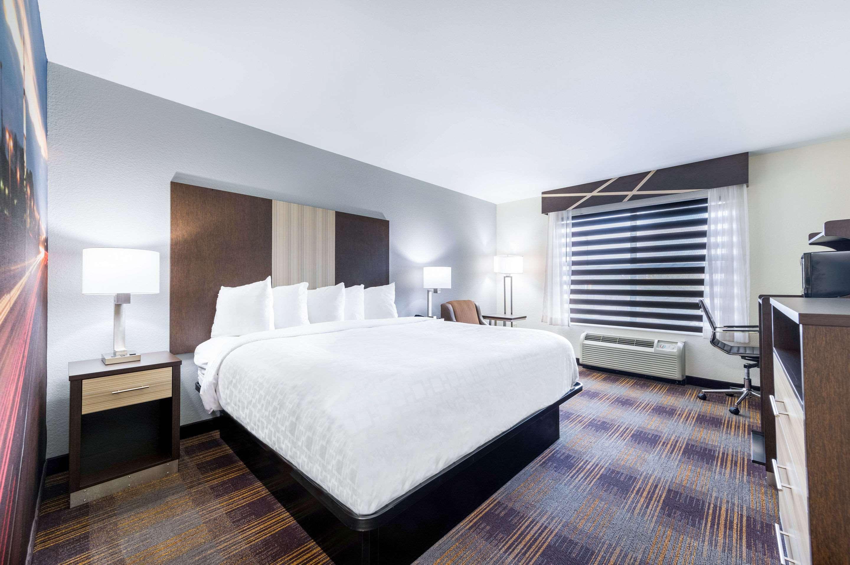 Clarion Pointe Madison-Huntsville Екстер'єр фото