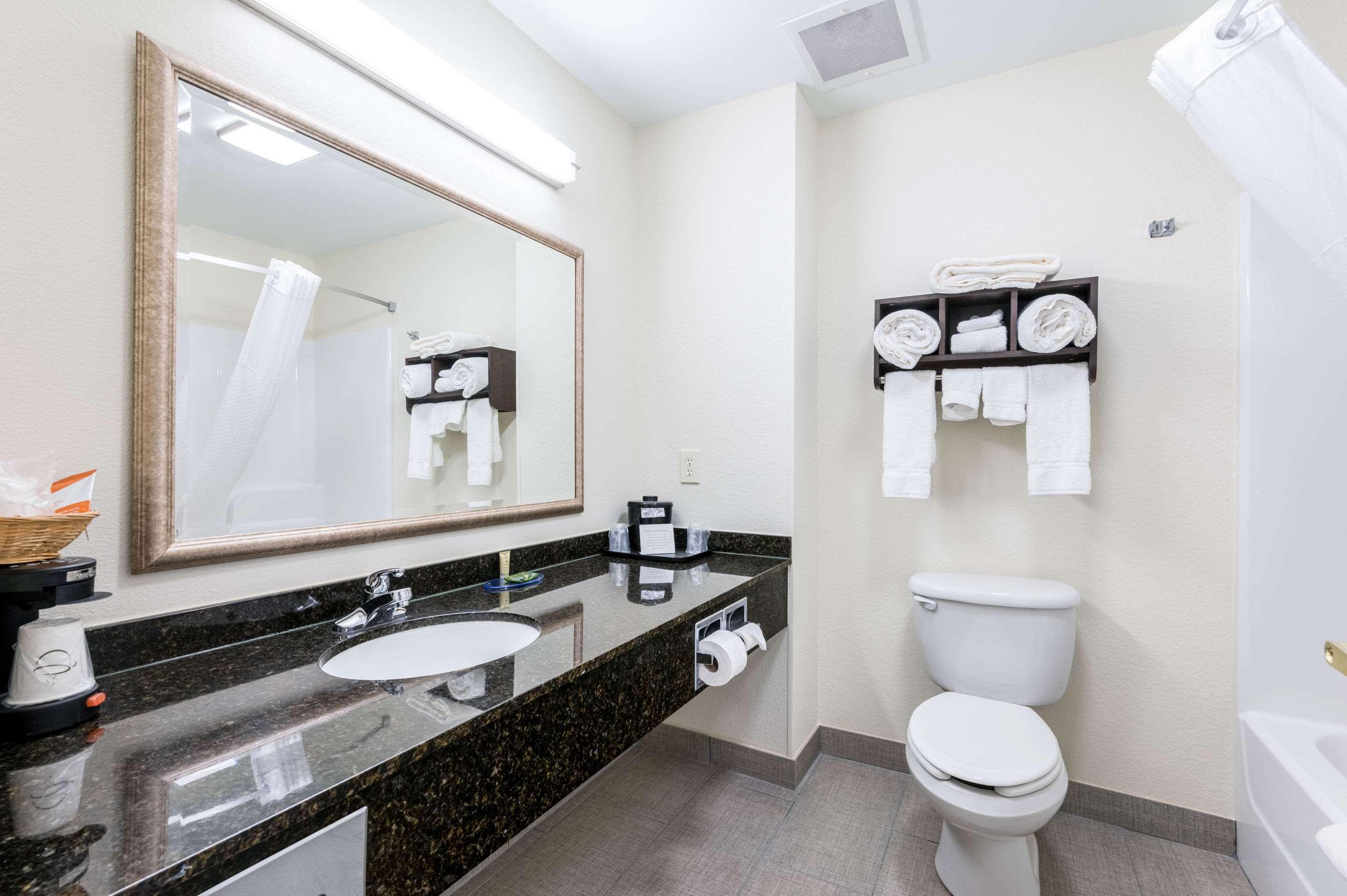 Clarion Pointe Madison-Huntsville Екстер'єр фото