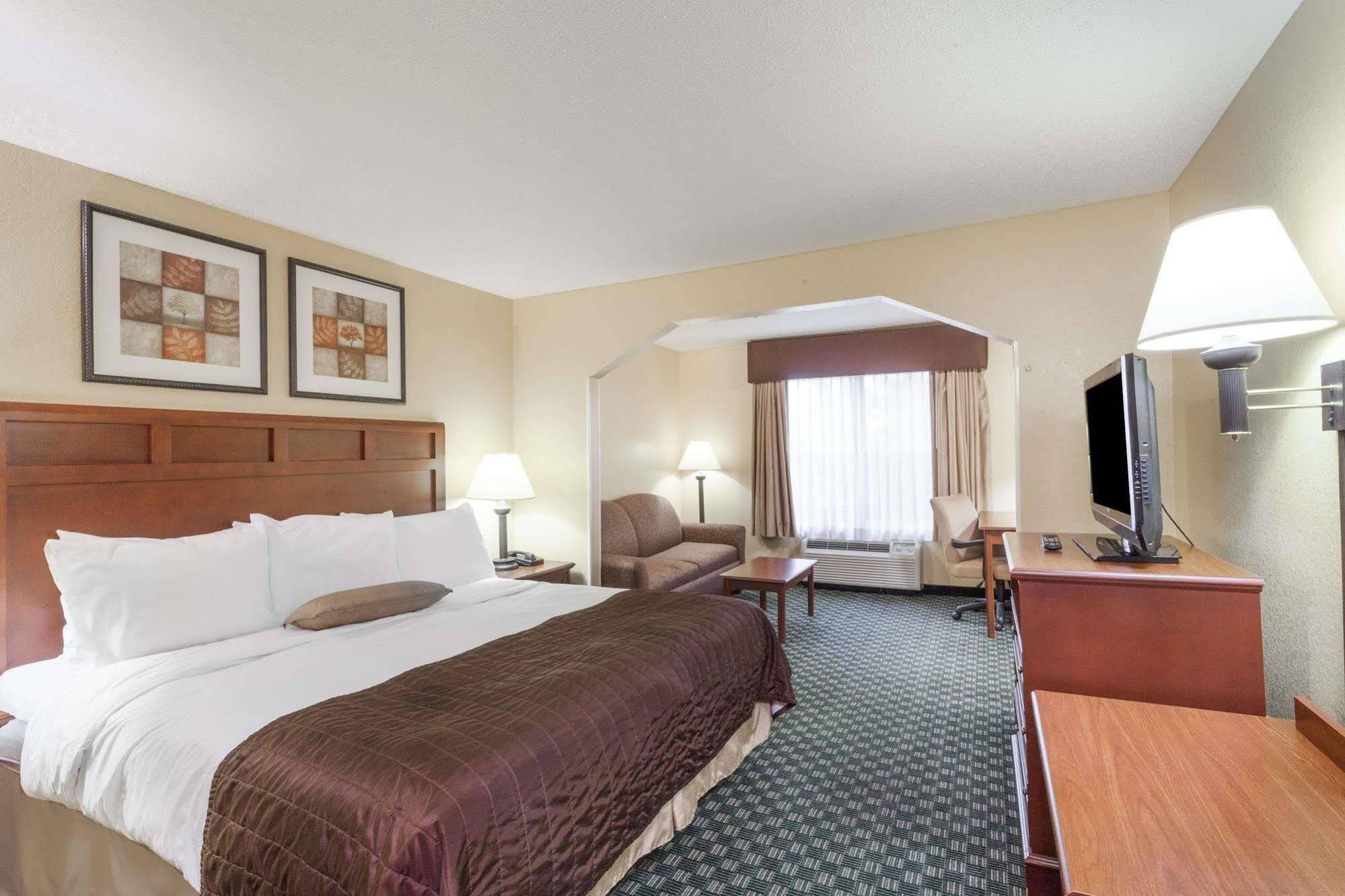 Clarion Pointe Madison-Huntsville Екстер'єр фото